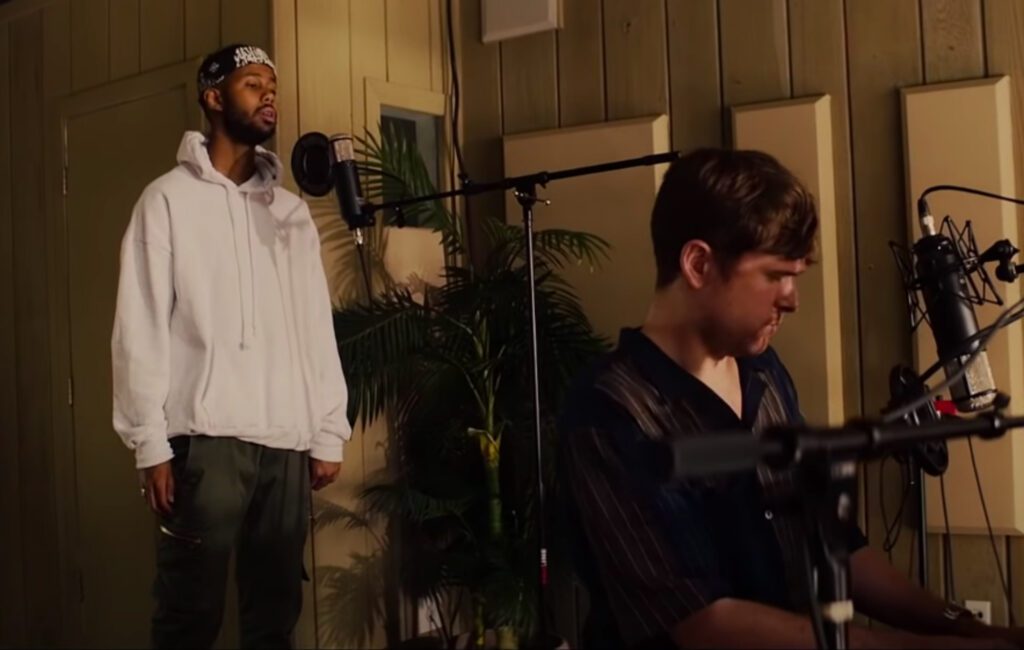 Watch Mustafa and James Blake perform delicate new track 'Come Back'
