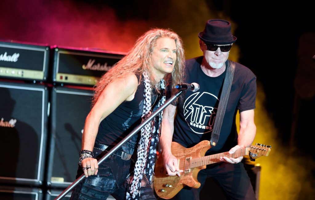 Great White apologise after playing North Dakota gig with no social distancing