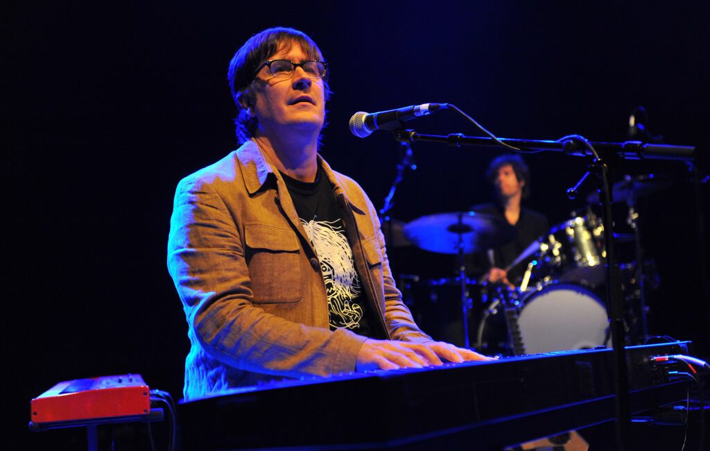 The Mountain Goats announce new album, 'Getting Into Knives' | NME