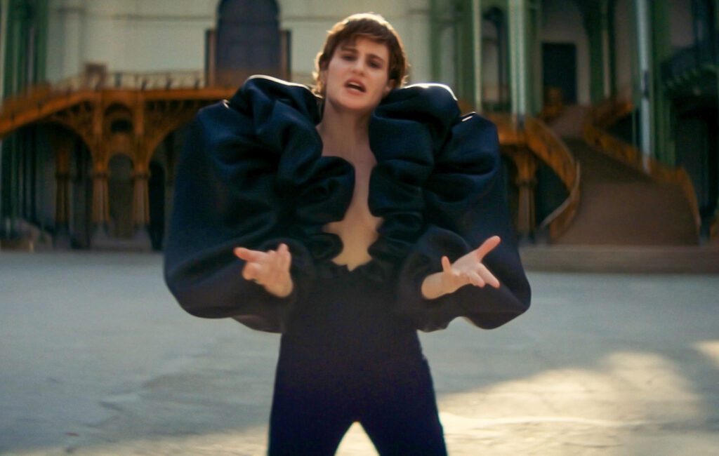 Christine and the Queens share 'La vita nuova' remixes EP