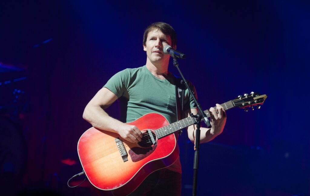 James Blunt says he developed scurvy from eating an all meat diet to stick it to vegans | NME