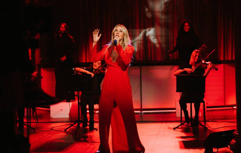 Ellie Goulding reschedules upcoming UK and Ireland tour dates