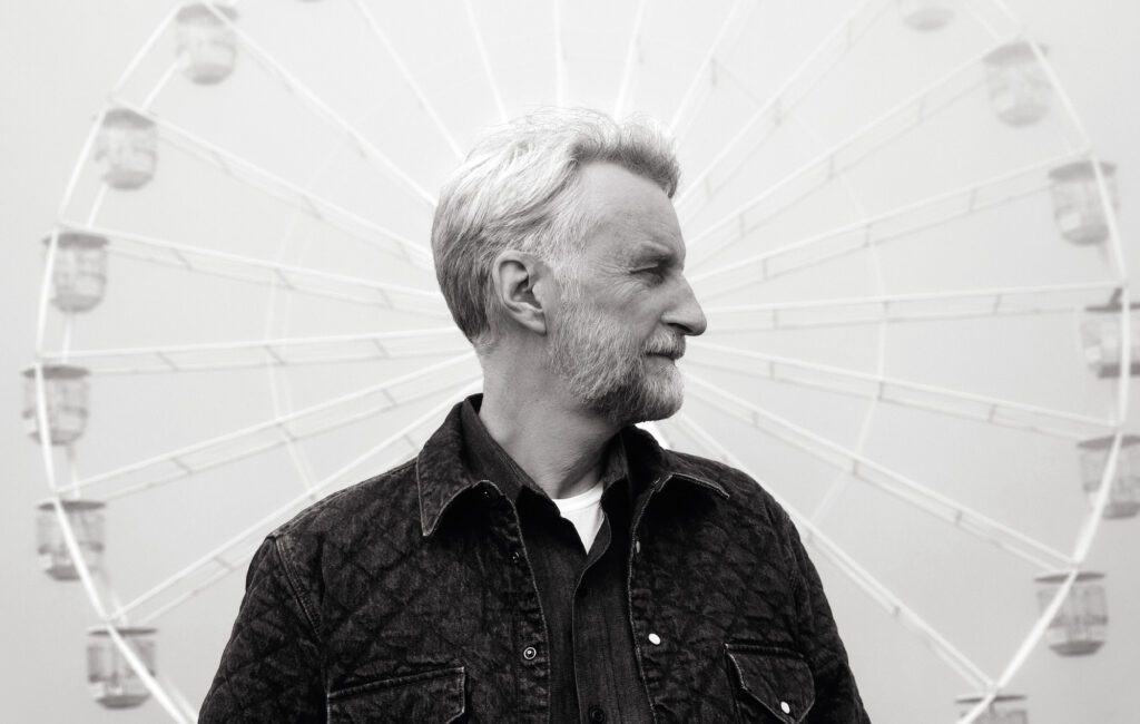 Billy Bragg announces details of new album, 'The Million Things That Never Happened'