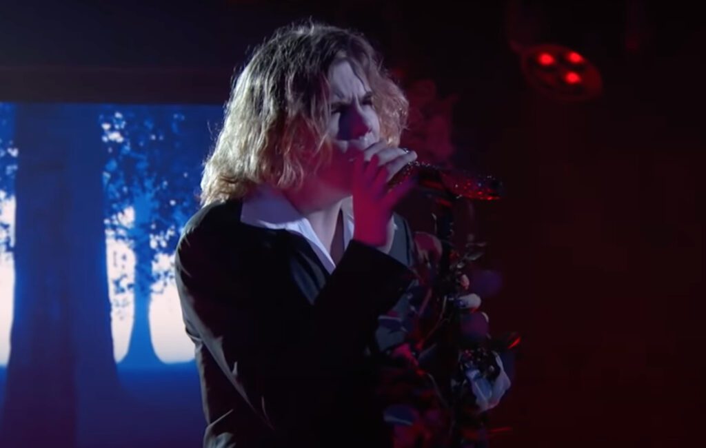Watch The Kid Laroi perform stripped-back version of 'Stay' on 'Jimmy Kimmel Live'