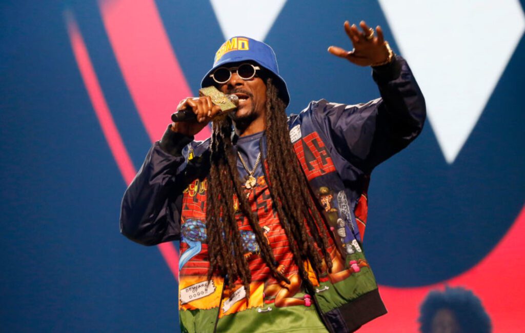 Snoop Dogg releases new collaborative album 'The Algorithm'