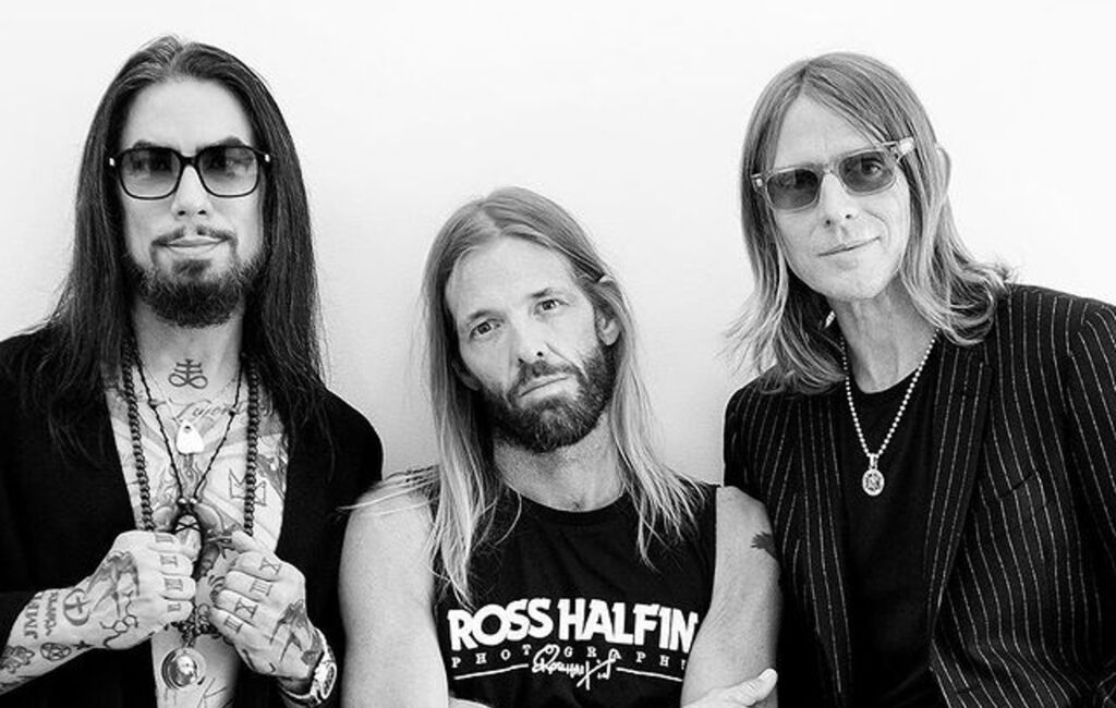 Taylor Hawkins and Dave Navarro supergroup NHC share 'Devil You Know' video