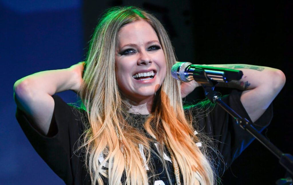 Avril Lavigne is going to adapt 'Sk8r Boi' story for a film