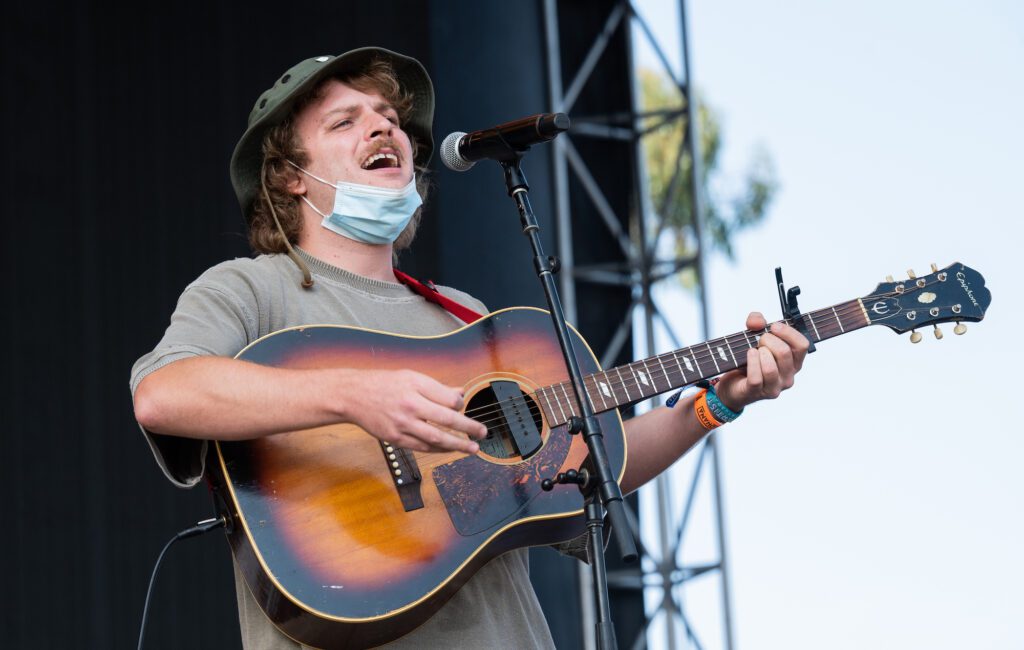 Mac DeMarco shares cover of Bing Crosby's 'I’ll Be Home For Christmas'