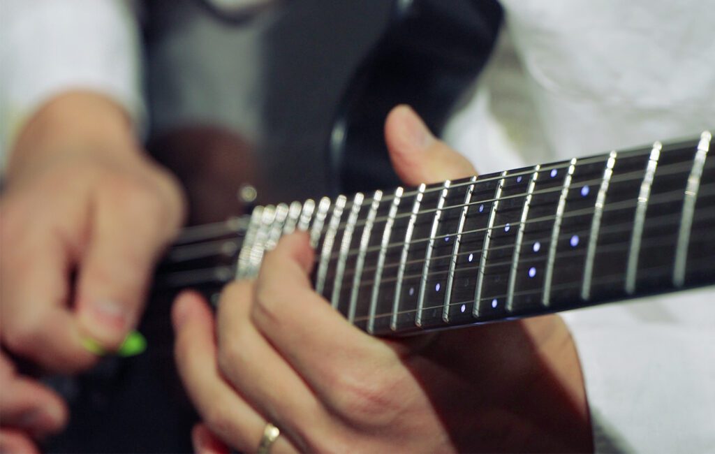 Samsung is working on a “smart” electric guitar with a fretboard that lights up