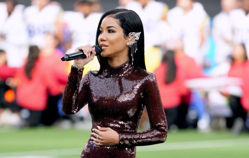 Watch Jhené Aiko's stunning Super Bowl performance of 'America The Beautiful'