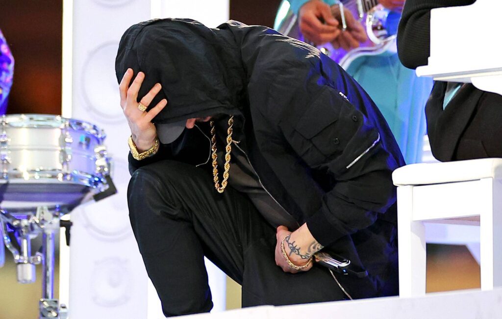 NFL denies attempting to stop Eminem from taking a knee at the Super Bowl