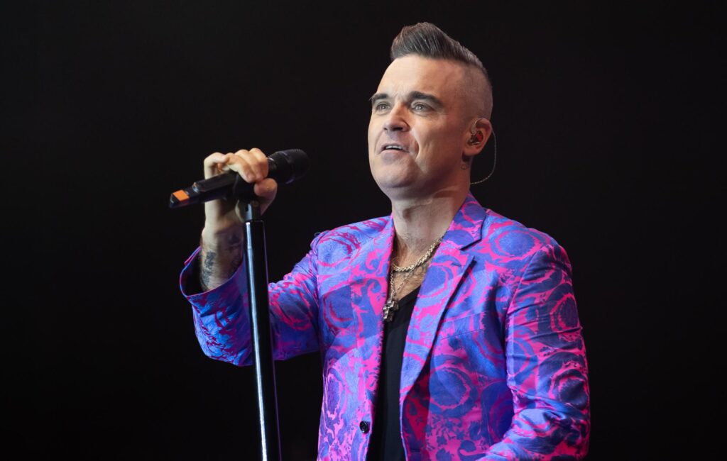 Robbie Williams says he has nowhere to live after selling all of his houses