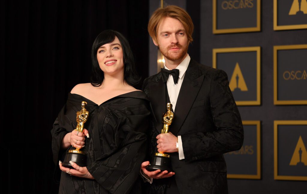 Billie Eilish and Finneas win their first Oscar for ‘No Time To Die’
