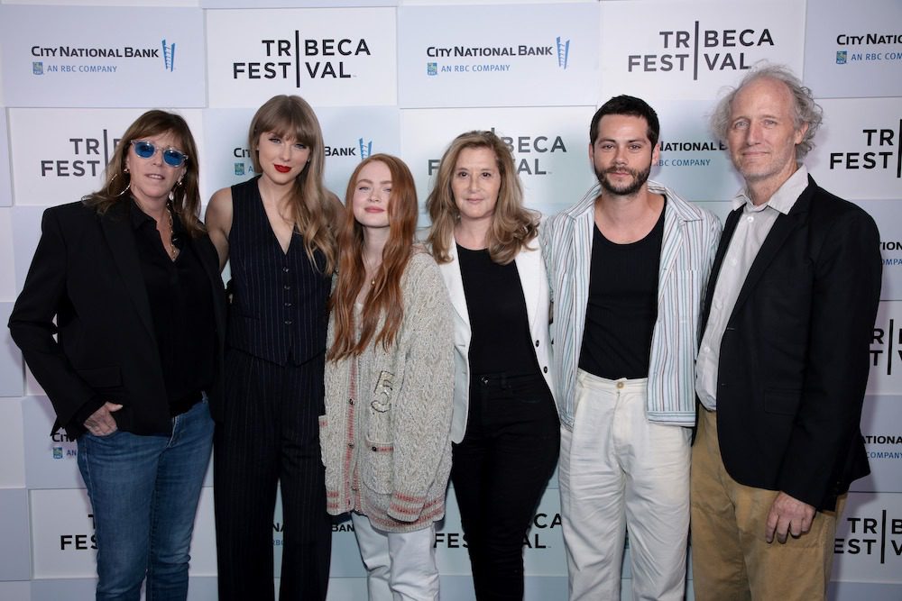 Taylor Swift Releases 11-Minute “All Too Well (10 Minute Version),” Shouts Out “Aaron Dessner Cinematic Universe” At Tribeca Film FestivalTaylor Swift Releases 11-Minute “All Too Well (10 Minute Version),” Shouts Out “Aaron Dessner Cinematic Universe” At Tribeca Film Festival