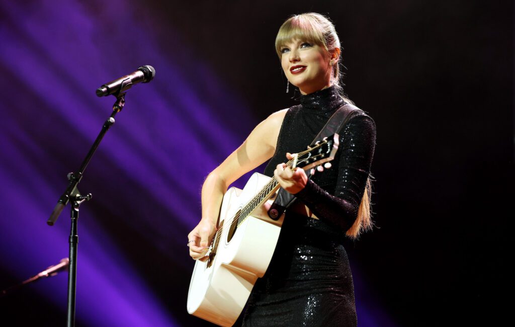 Taylor Swift reportedly turns down 2023 Super Bowl Halftime Show