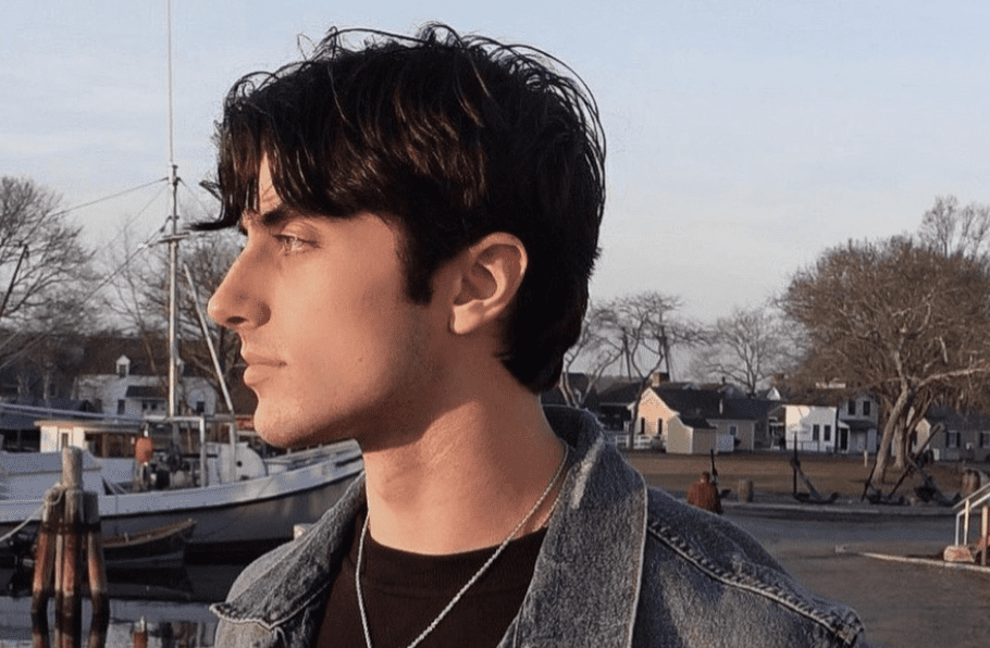 Christian Locke Rises Above on the Confident Stance of ‘Look at Me Now’