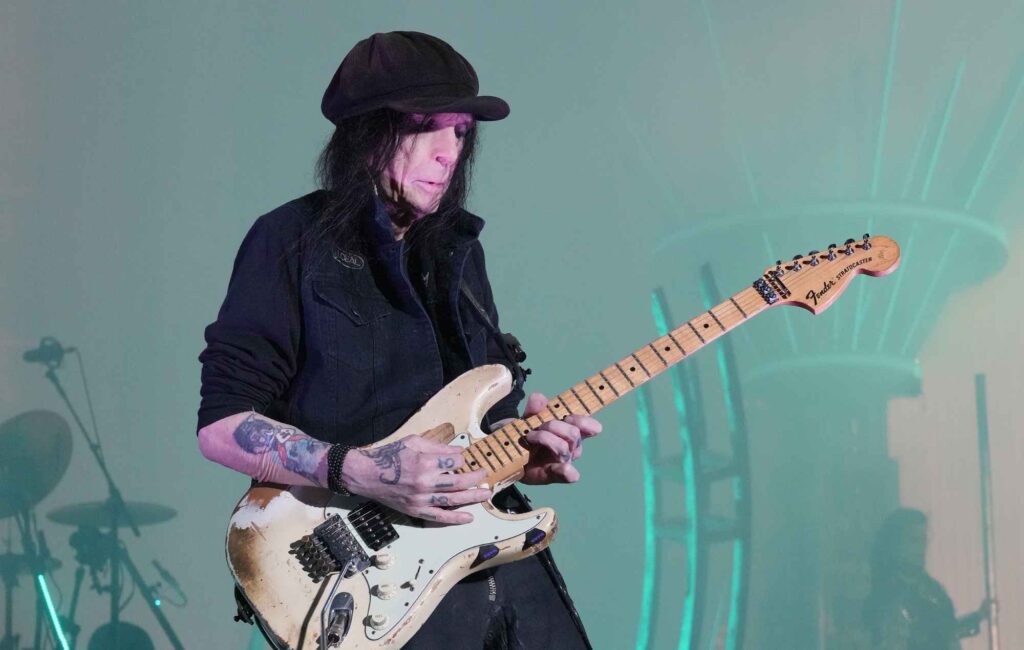 Mick Mars on Mötley Crüe lawsuit: “I carried these bastards for years”