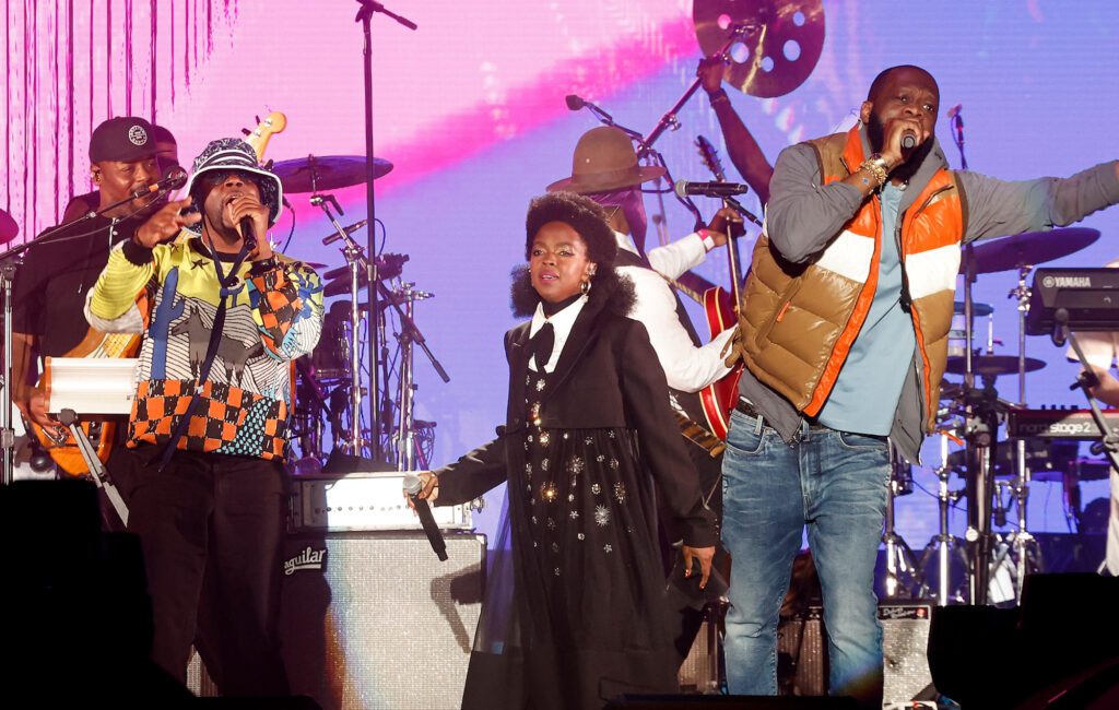 Watch Fugees host surprise reunion at Lauryn Hill gig