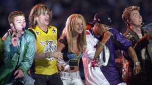 N SYNC SPEARS TYLER Singer Britney Spears, flanked by Steven Tyler of Aerosmtih, second from left, and hip-hop star Nelly, second from right, join 'N Sync members Justin Timberlake, far left, and Lance Bass, far right on stage for the halftime show of Super Bowl XXXV, in Tampa, FlaSUPER BOWL, TAMPA, USA