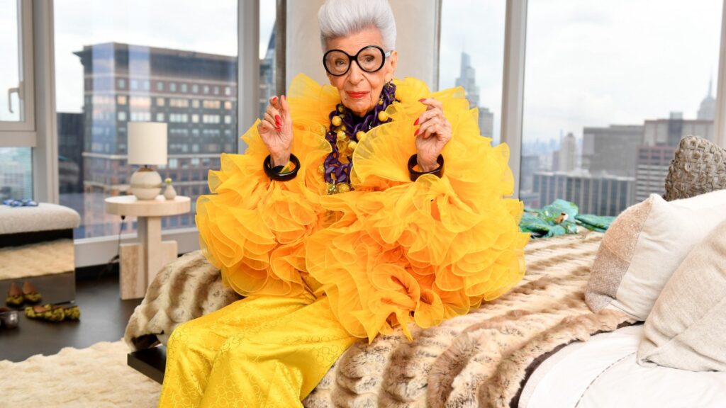 Fashion Icon Iris Apfel Dead at 102