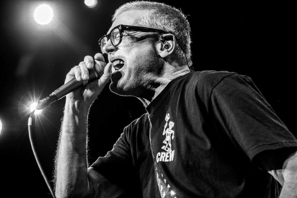 Descendents and Circle Jerks wrapped up their tour at Brooklyn Paramount with Adolescents (pics, setlists, video)