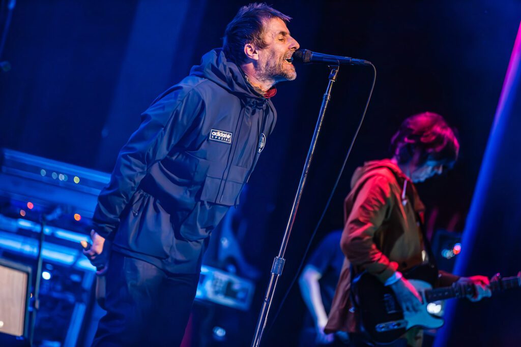 Liam Gallagher & John Squire made their North American live debut @ Brooklyn Paramount (pics, video)