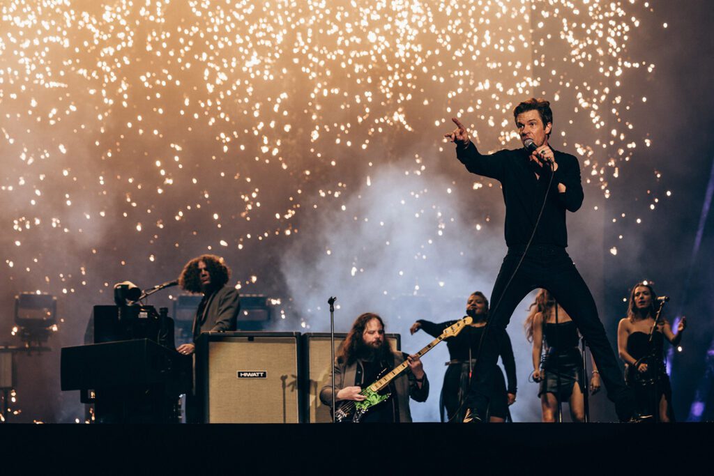 Governors Ball 2024 Saturday pics & video (The Killers, 21 Savage, Carly Rae Jepsen, Sexyy Red, more)