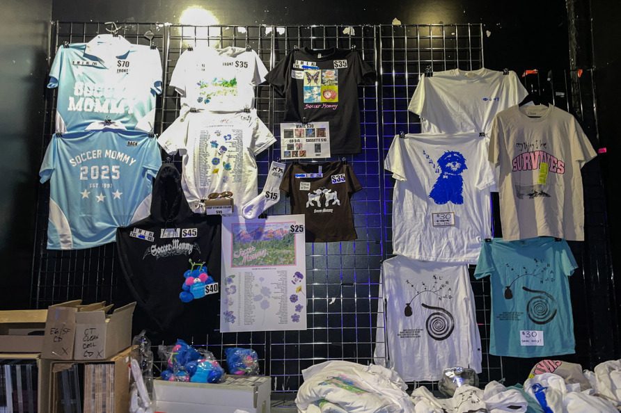 Soccer Mommy at Brooklyn Steel