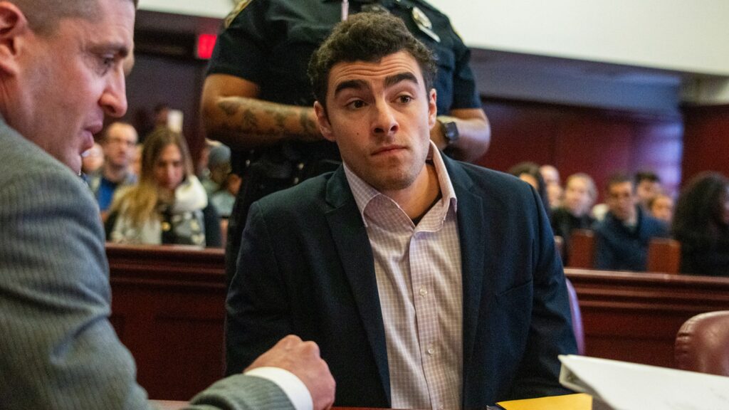 Cop Who Detained Luigi Mangione Lied to Keep Him Calm: ‘I Knew It Was Him, Immediately’