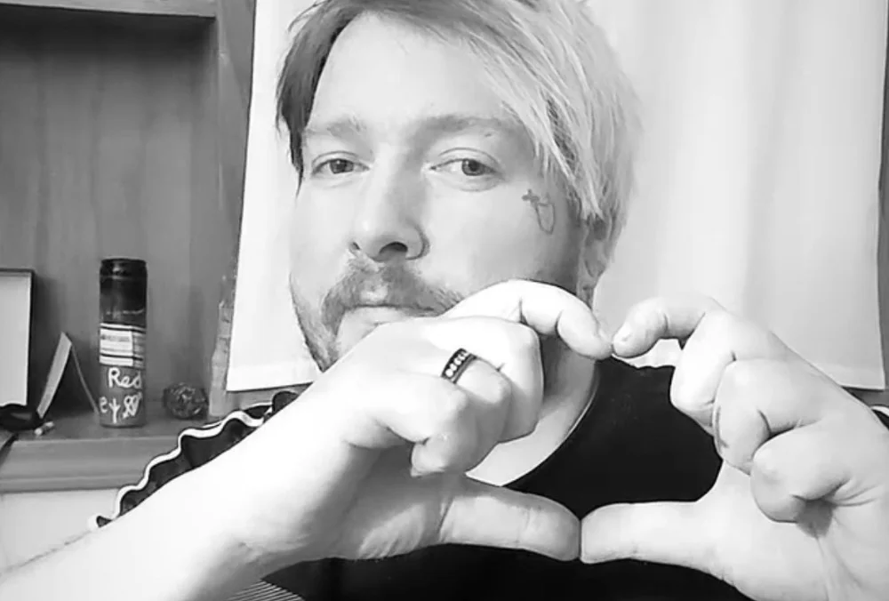 Young Meepa Writes From Inside the Damage