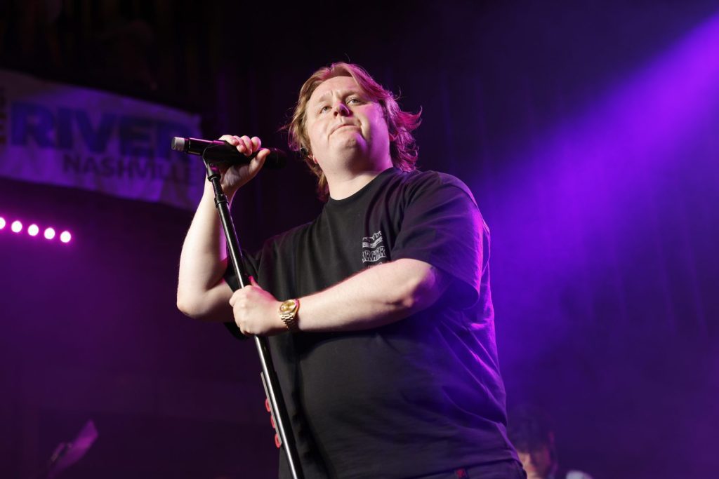 Lewis Capaldi’s Penn Station Pop-Up Show Interrupted by NYPD