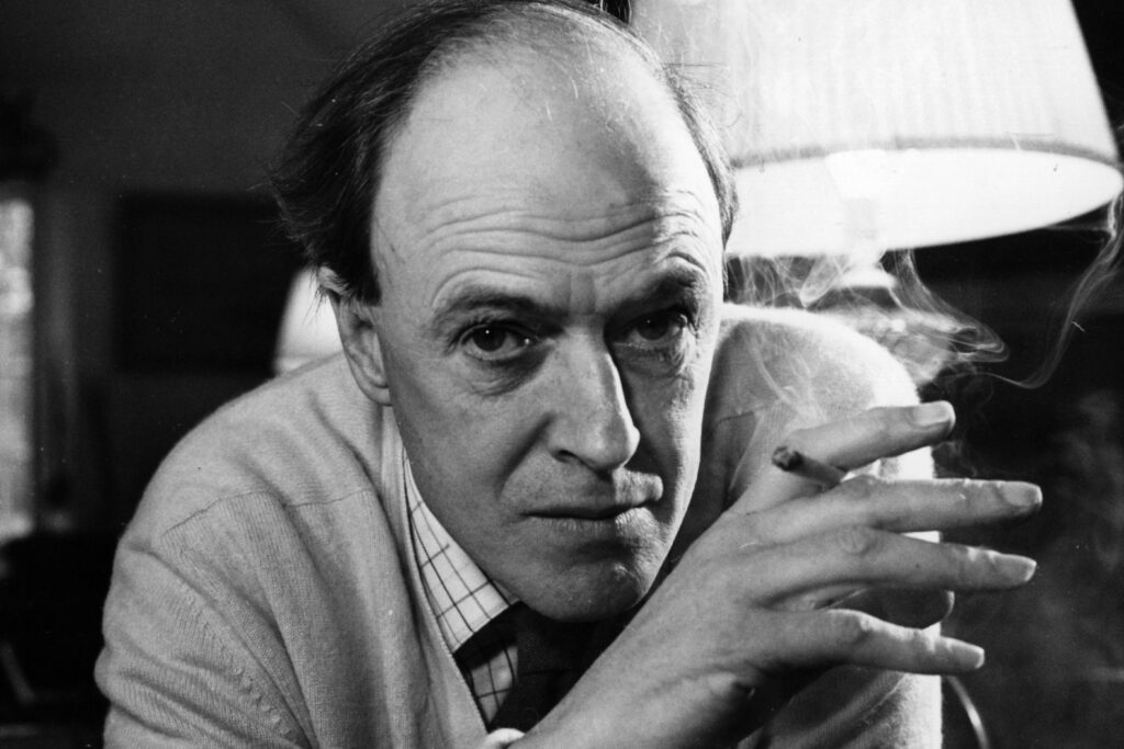 British children's author, short-story writer, playwright and versifier Roald Dahl (1916 - 1995), 11th December 1971. (Photo by Ronald Dumont/Daily Express/Getty Images)