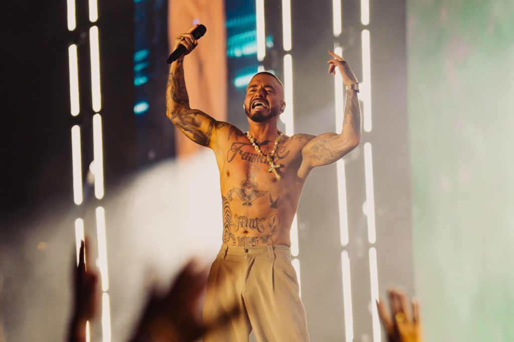 J Balvin Reminds Sueños Festival 2026 Why His OG Status Still Has Muscle