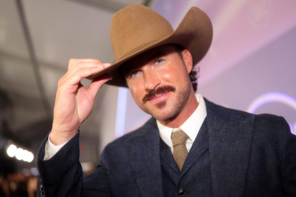Riley Green and Lara Spencer Named Hosts for ‘CMA Fest Presented by SoFi’