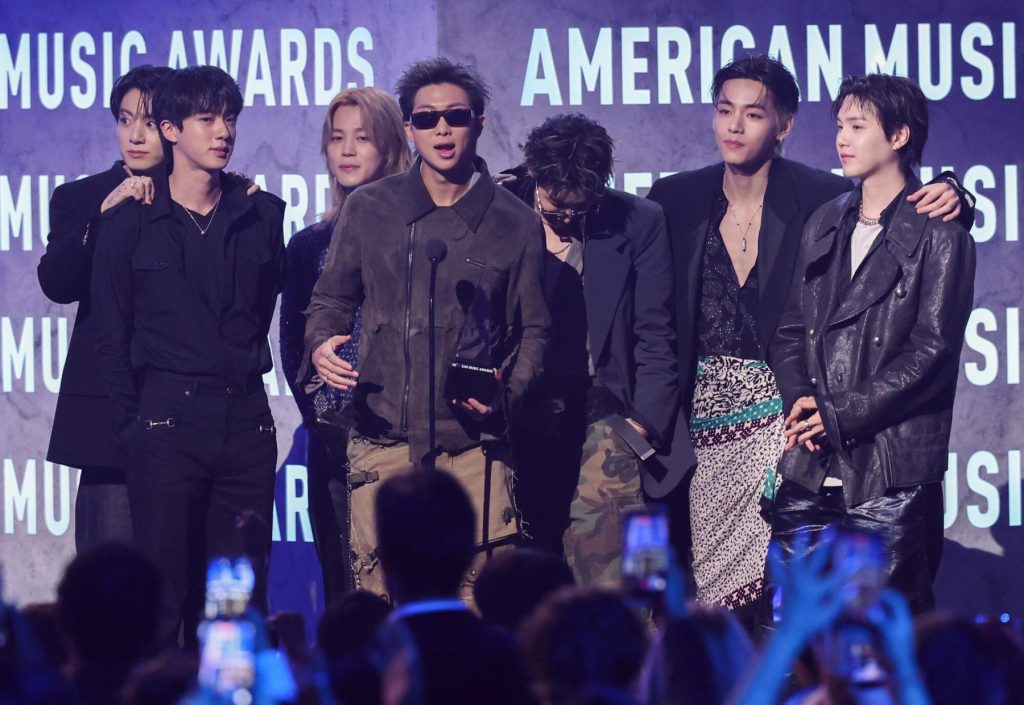 BTS Makes History at 2026 American Music Awards with Artist of the Year Win