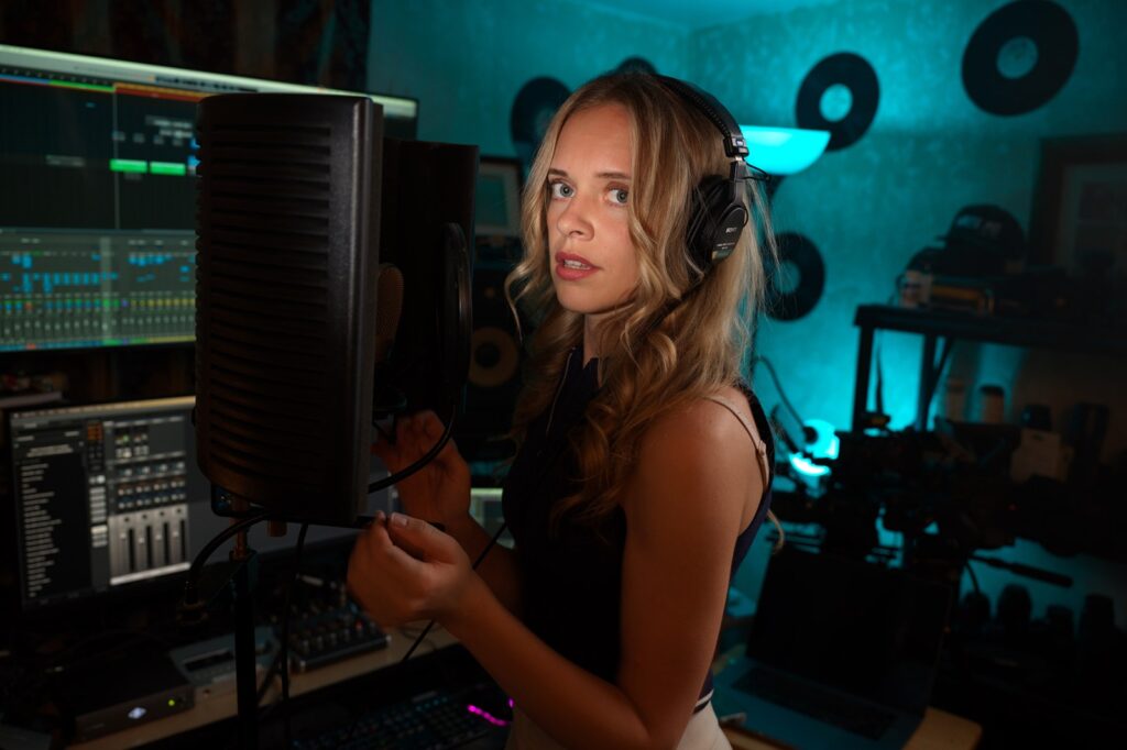 Naomi “Nomz” Bistline: Finding Freedom and Healing Through Music